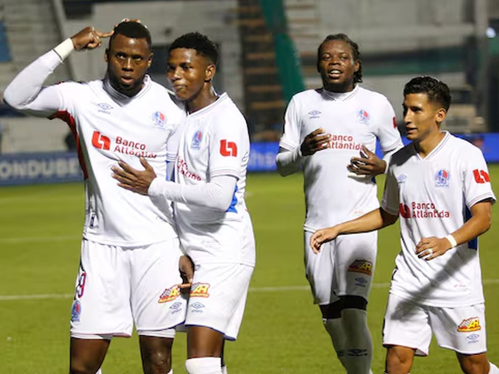 Olimpia derrotó 3-1 a Marathón en la primera final de la Liga Nacional de Honduras (Foto: CD Olimpia/X)
