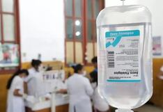 Suero defectuoso: la cadena de responsabilidades por muertes y la posible sanción de cárcel