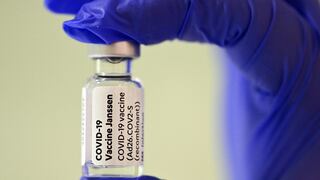 COVID-19: dos dosis de vacuna de J&J pueden reducir un 85% hospitalización por ómicron