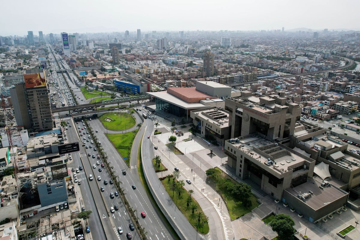 Economía de Perú se desaceleró en noviembre: seis sectores cayeron, ¿qué pasó?