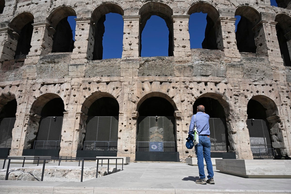 Inauguración del nuevo trazado y la zona arqueológica de los ambulatorios meridionales del Coliseo en Roma, Italia, 17 de marzo de 2026. Los ambulatorios que rodeaban el anfiteatro Flavio cumplían la función esencial de guiar a los espectadores a sus asientos. (Italia, Roma) EFE/EPA/RICCARDO ANTIMIANOI