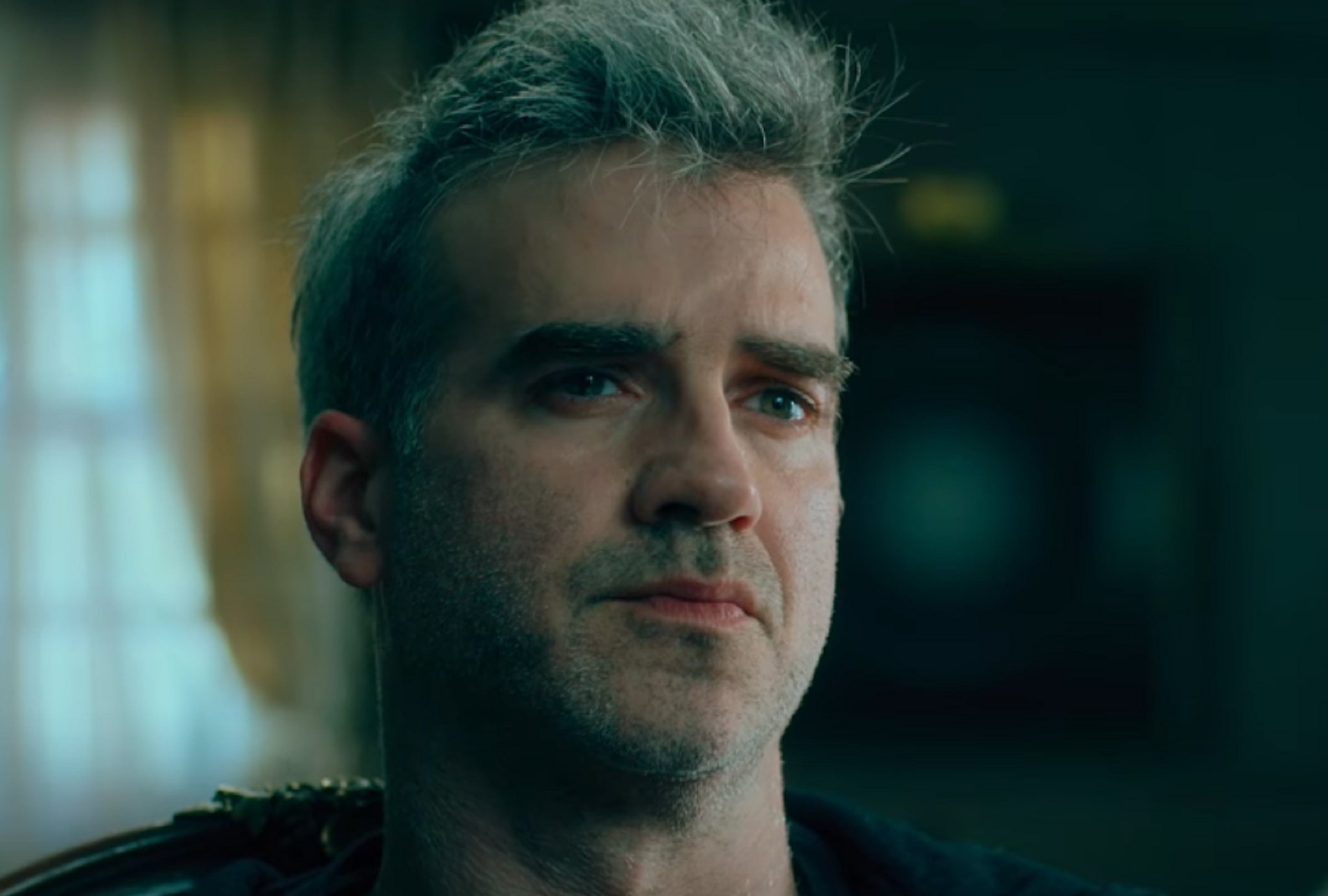 Daniel Hendler interpreta a Roque Durriel en la serie argentina "Los Mufas: Suerte para la desgracia" (Foto: Disney+)