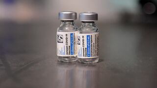 Estudio sugiere que vacuna de Johnson & Johnson es menos efectiva ante las variantes