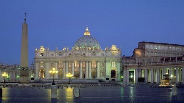 Vaticano nombra a abogado alemán como nuevo jefe de su banco