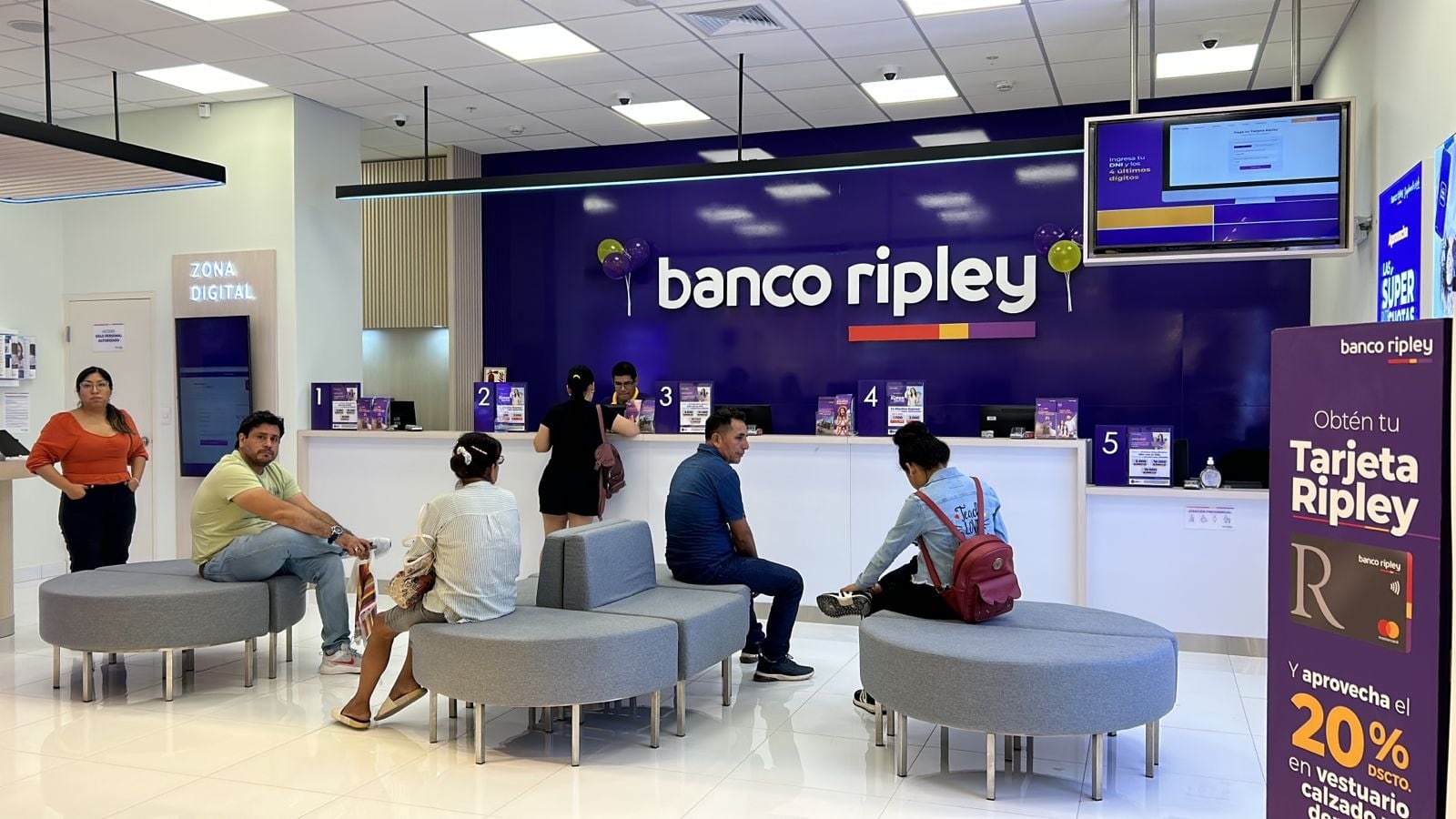 El éxito de Ripley Perú se basa en el crédito al consumo y estrategias que empoderan al nuevo consumidor, de acuerdo con Andrea Rivas, profesora de Marketing de la UP. Foto: difusión