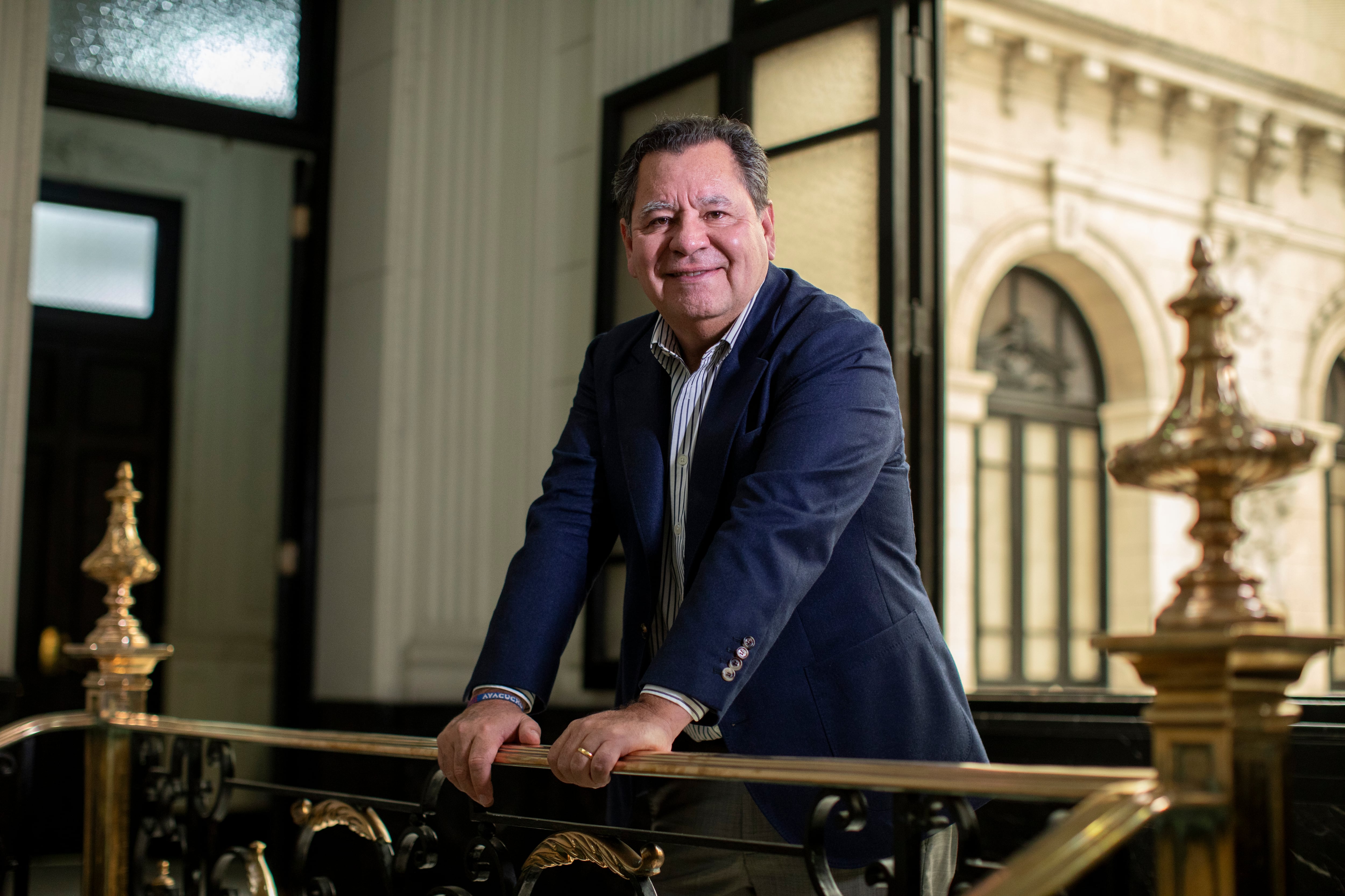 En esta entrevista, el empresario peruano Carlos Añaños habla sobre el emprendimiento en Perú, su nueva “aventura” de negocios, la marca de snacks Tiyapuy, las elecciones en Perú y su querido Ayacucho. (Foto: Lenin Tadeo/GEC )