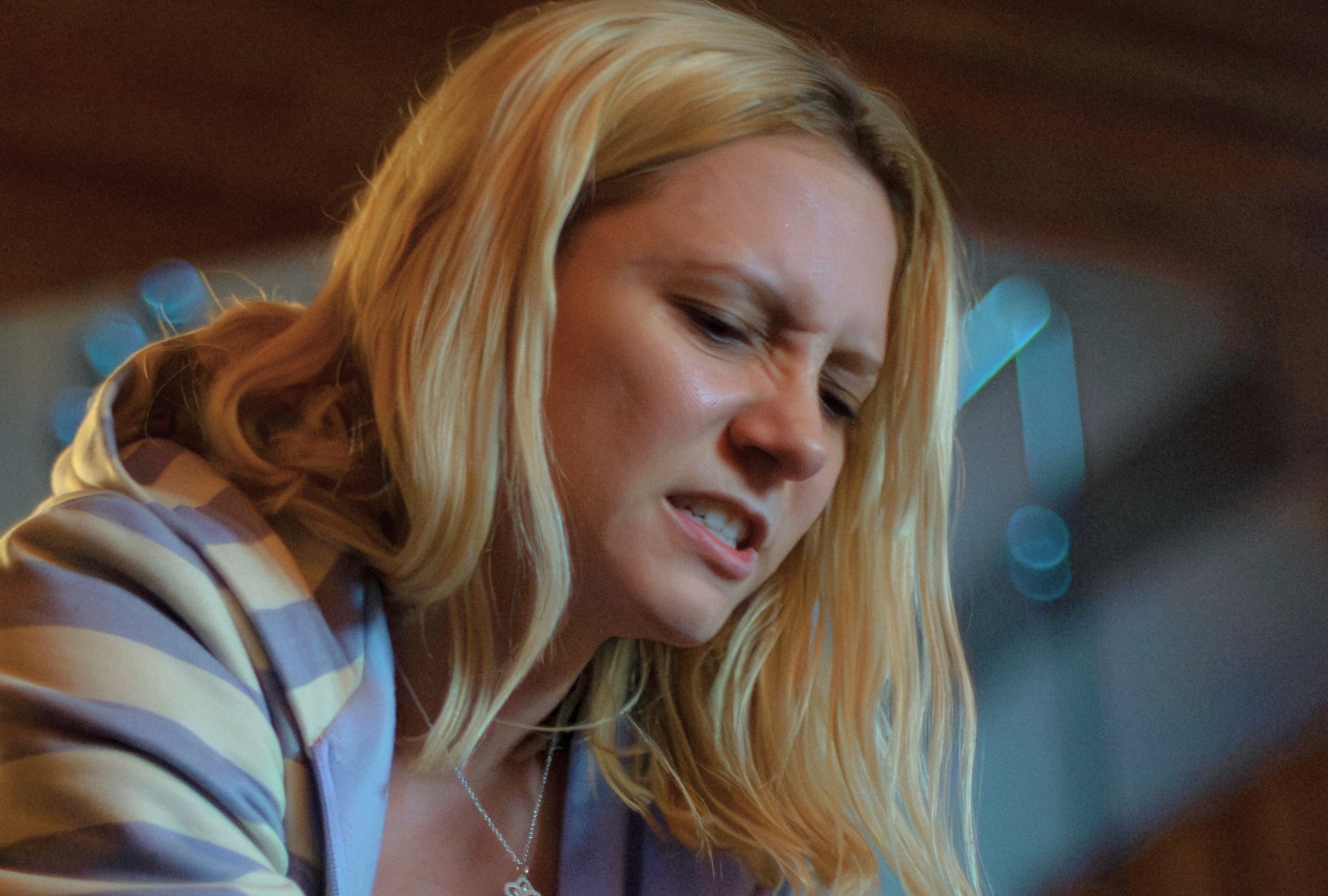 Lorena Comparato como Elize Matsunaga en una escena de la película brasileña "Elize: Sombras de una mujer" (Foto: Boutique Filmes / Netflix)