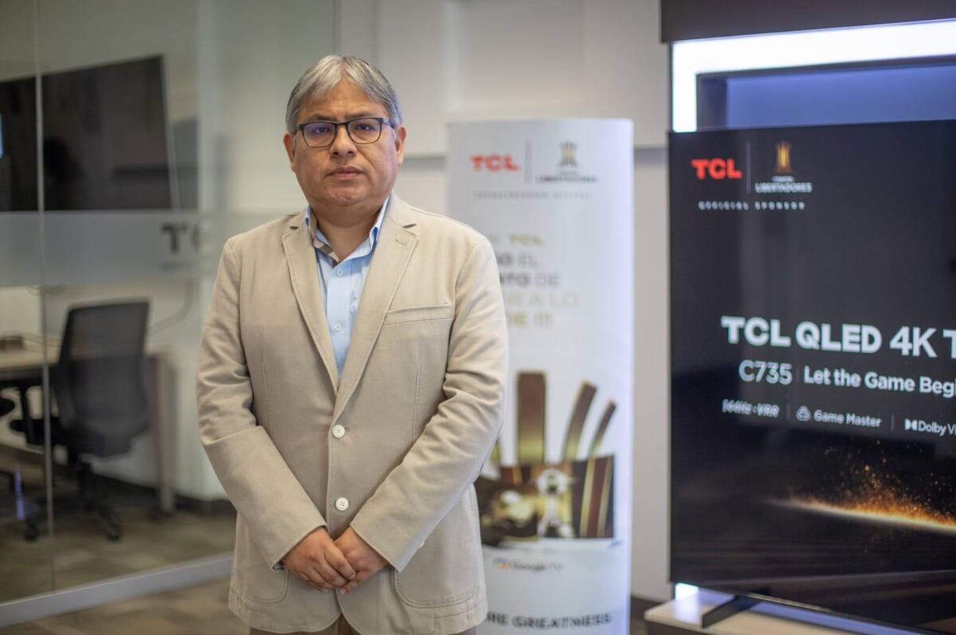 Roberto de la Cruz, vicepresidente de TCL en Perú, explicó que la compañía apunta a consolidar su crecimiento en televisores, línea blanca y dispositivos móviles. Foto: TCL