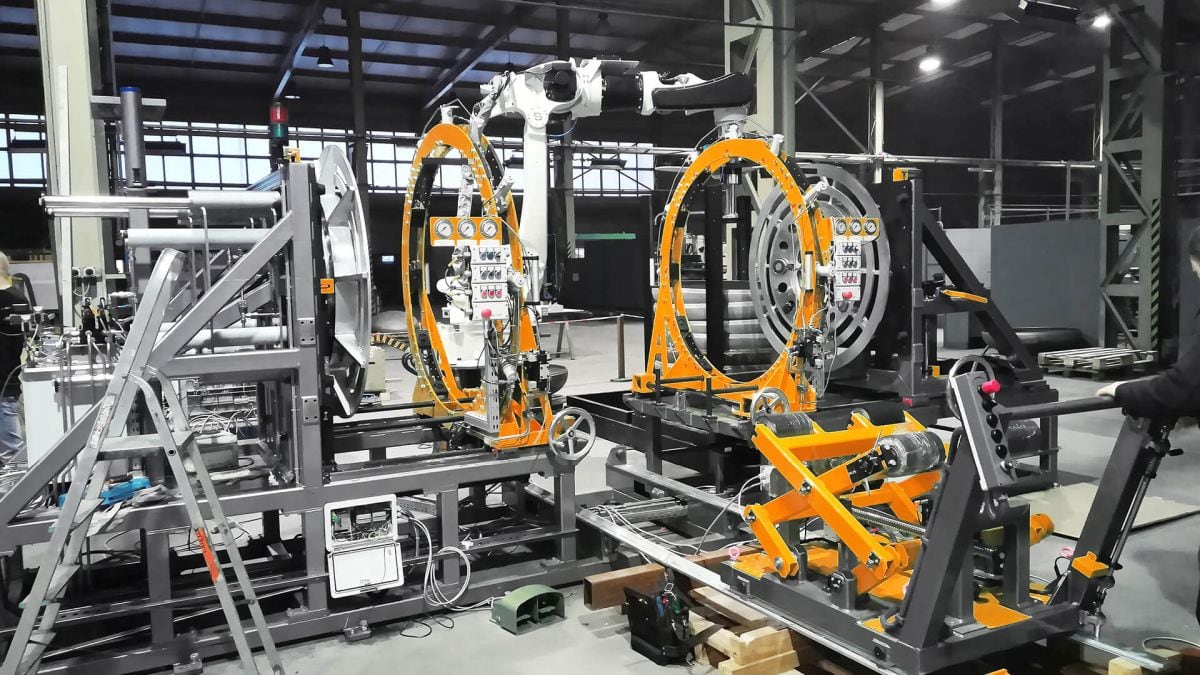 9 de marzo del 2011. Hace 15 años. Industria a toda máquina: Creció 14.4%.