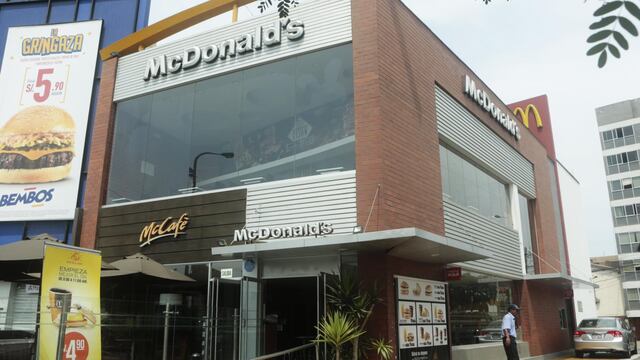 Empleados de McDonald's irán a huelga por acoso sexual