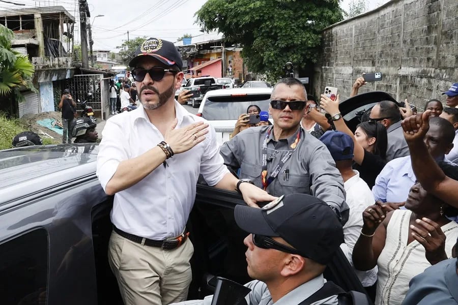 De la Espriella inicia "Plan Marshall" para reconstruir la región del epicentro del terremoto