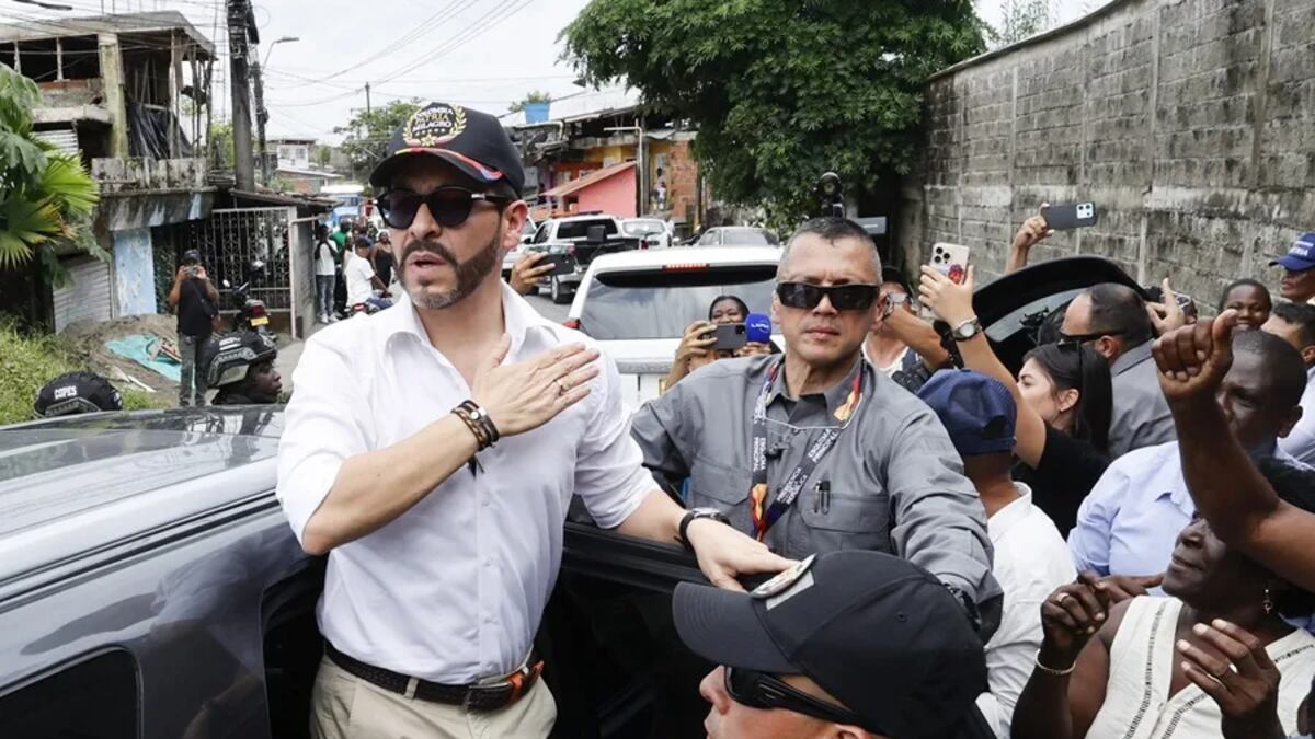 De la Espriella inicia “Plan Marshall” para reconstruir la región del epicentro del terremoto