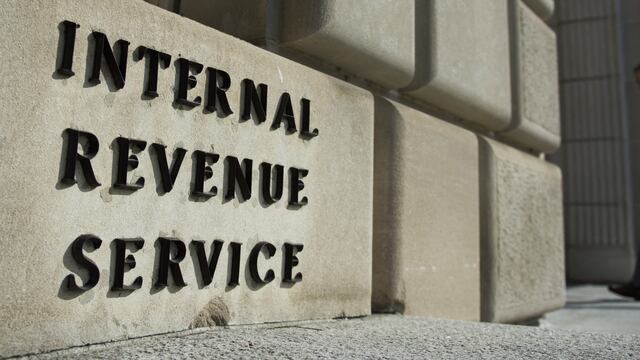 IRS: cómo presentar la declaración de impuestos 2024 a última hora 