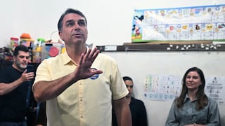 Justicia de Brasil impide a Flavio Bolsonaro salir del país: se desconoce paradero del excandidato