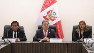 Comisión de Constitución del Senado ya tiene presidente: Carlos Mesía asume el cargo