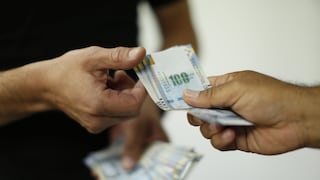 ¿Qué AFP recomienda o muestra más ChatGPT cuando los peruanos preguntan por su dinero?