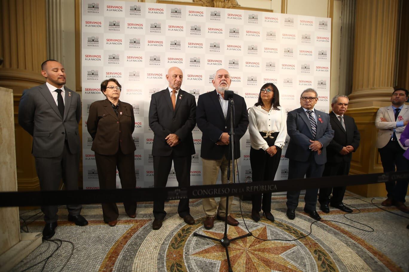 Alejandro Muñante y Jorge Montoya consideraron que los magistrados de la JNJ habrían incurrido en conflicto de intereses, incumplimiento del deber de inhibición y procedimiento de suspensión no previsto.