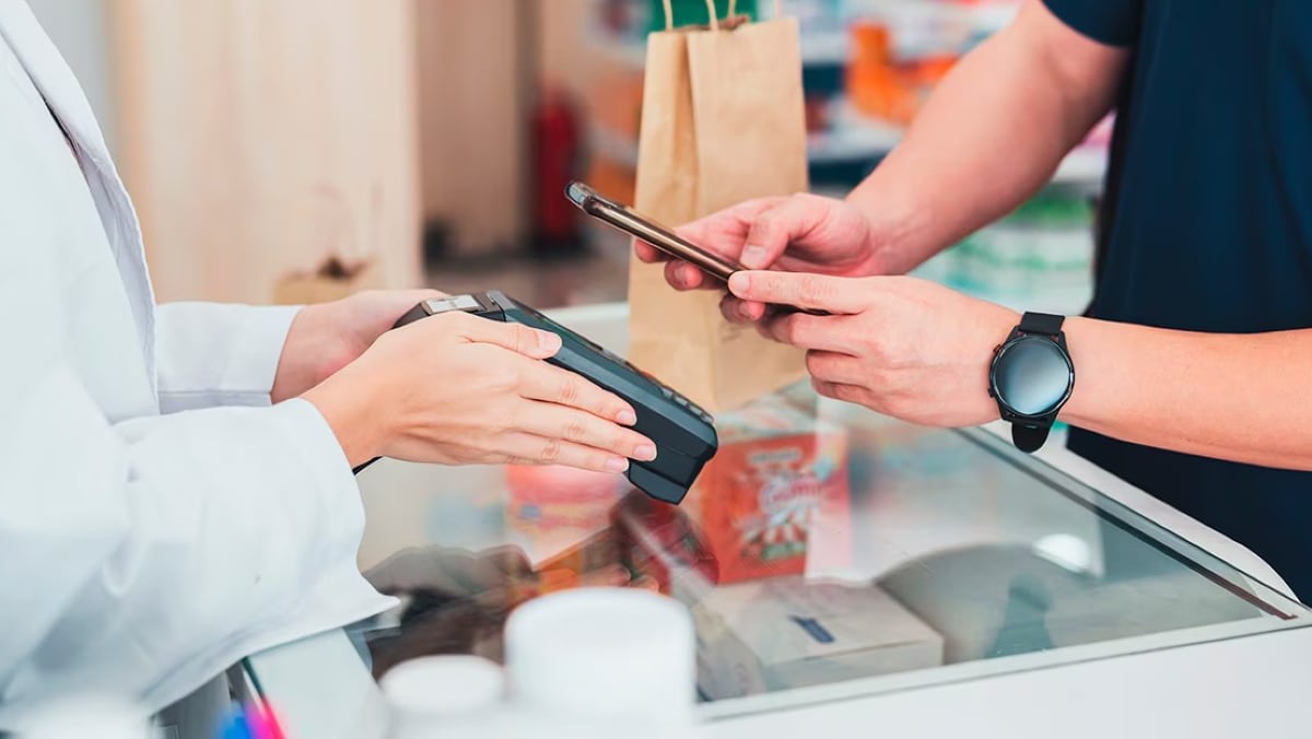 La adopción de pagos digitales en el Perú sigue en aumento, impulsando ventas y facilitando la gestión financiera de los negocios. Foto: Andina/Referencial.