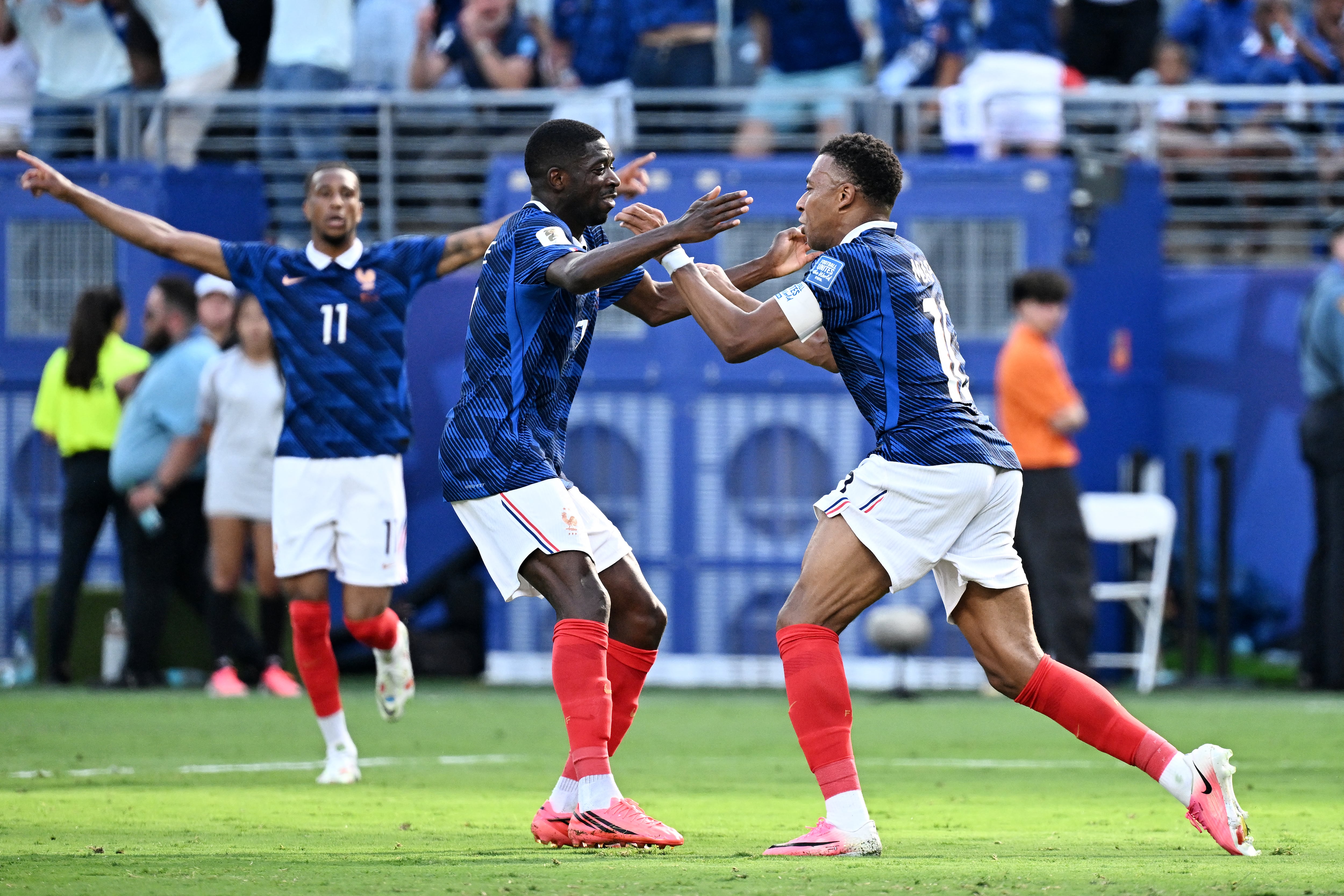 Según la CCL, las familias son las principales impulsoras de las compras de televisores para renovar equipos adquiridos en el Mundial Rusia 2018. Foto: Jewel SAMAD / AFP