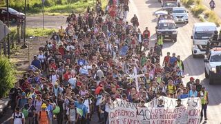 Caravana migrante despide el año con la esperanza de regularizarse en México en 2024