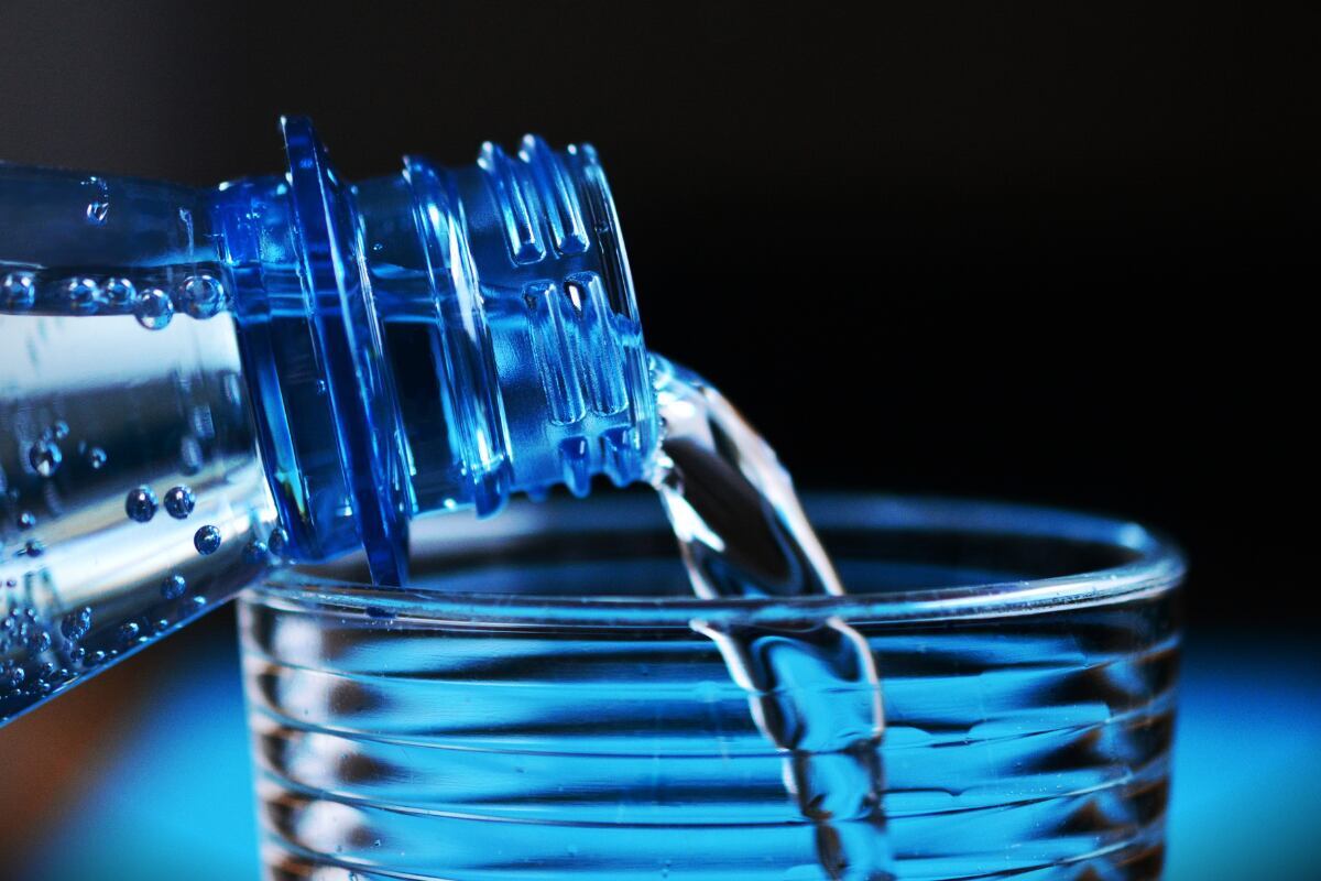 Agua mineral. (Foto: Pixabay)