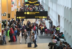 Tráfico aéreo de pasajeros nacionales superará los 12 millones al cierre del 2023