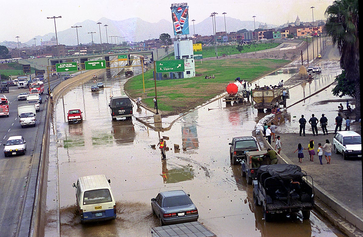 El Fenómeno de El Niño sería un factor local que podría afectar el desempeño económico y corporativo en los próximos meses.
FOTO: DANTE PIAGGIO / EL COMERCIO