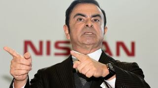 Ghosn se aparta de dirección de Nissan para trabajar en alianza Renault-Mitsubishi
