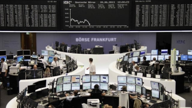 Las bolsas europeas extienden repunte por fusión