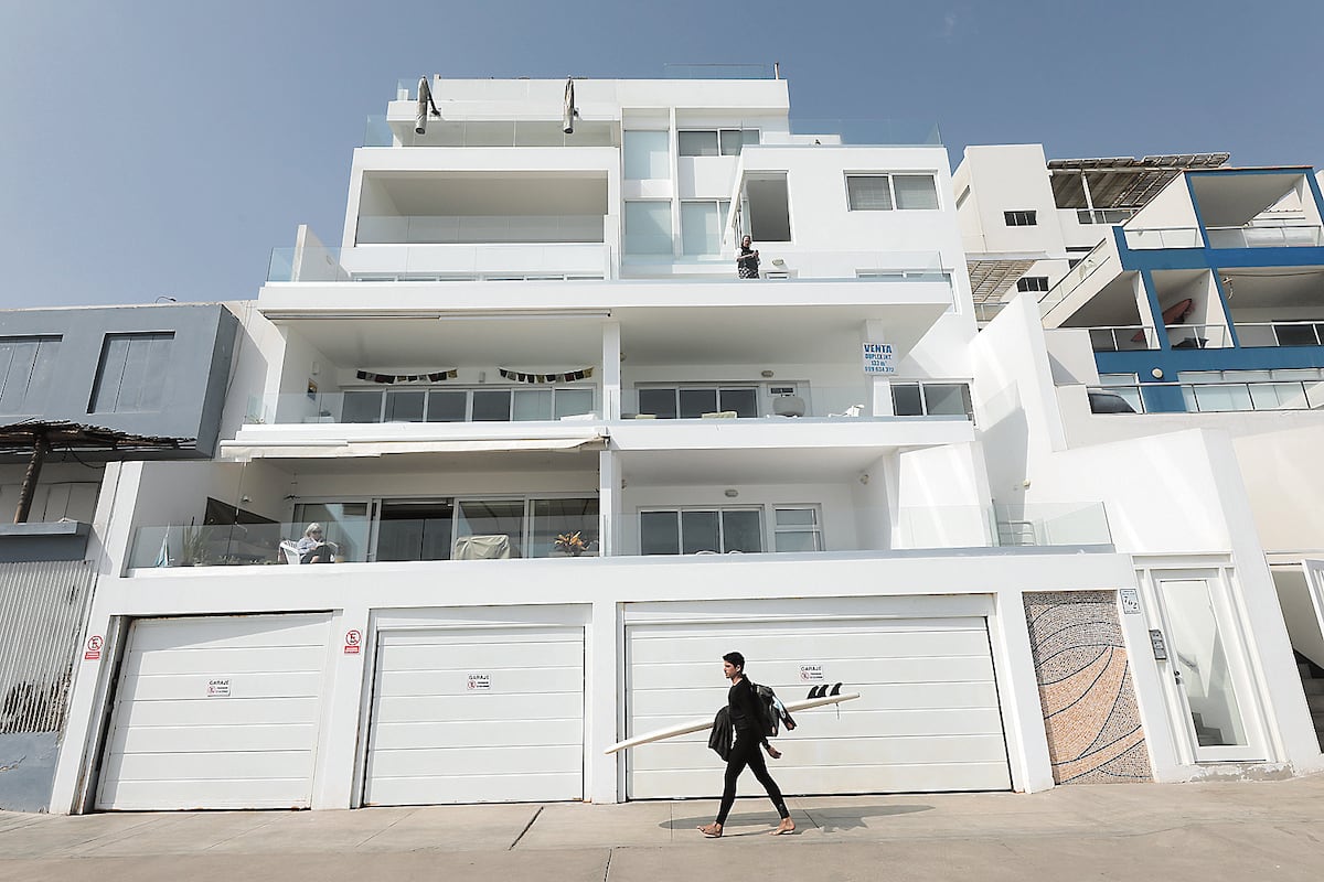Recorrido por las playas del Sur para ver la cantidad de inmuebles en alquiler y venta frente al mar.