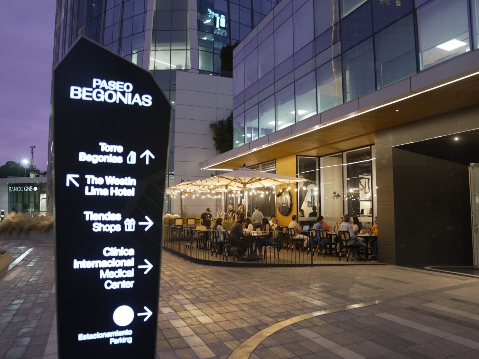 Paseo Begonias refuerza su mix comercial en San Isidro. (Foto: Urbanova).