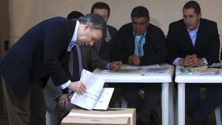 Juan Manuel Santos retiene mayoría en el Congreso colombiano, tras elecciones legislativas