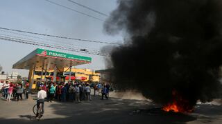 Presidente mexicano dice compartir "enojo" por gasolizano pero lo justifica