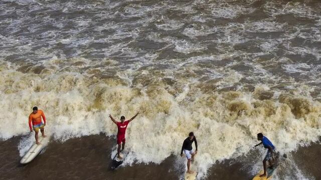 Una ola de agua dulce desafía a los surfistas en la Amazonía brasileña