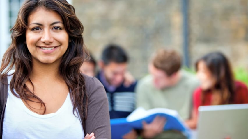 DRU debuta con seis programas en los niveles técnico, pregrado y maestría, enfocados en negocios, tecnología y liderazgo. Foto: Andina