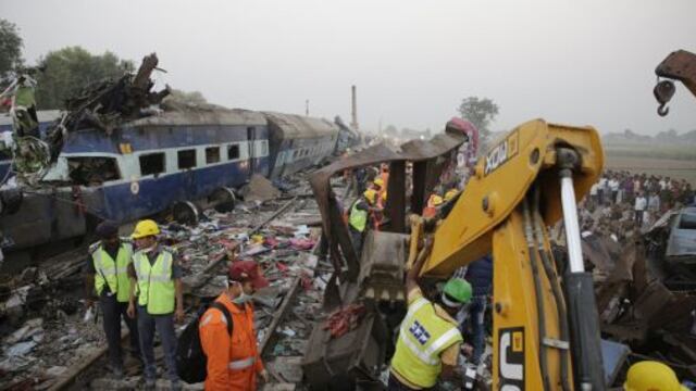 Más de 100 muertos en accidente del tren Patna-Indore en India