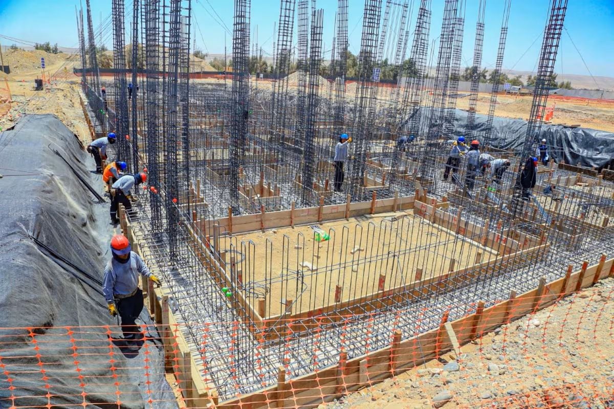 Aunque la a normativa para dinamizar las Obras por Impuestos fue aprobada a inicios de octubre, aún queda pendiente la reglamentación para su aplicación. Foto: Andina.