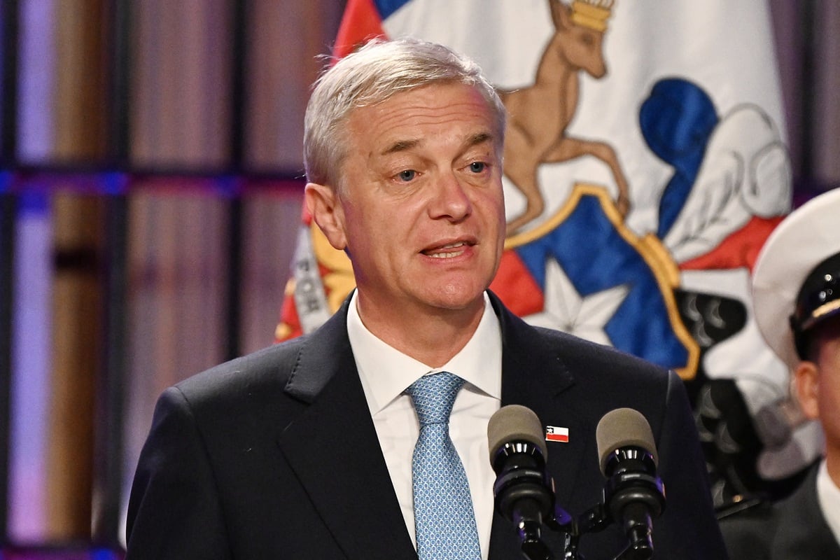 El presidente de Chile, José Antonio Kast, durante una rueda de prensa conjunta en el Palacio Presidencial de La Moneda, en Santiago, el 16 de abril de 2026. (RODRIGO ARANGUA / AFP)