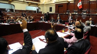 Oposición planteará inconstitucionalidad de cobro de comisión por saldos de AFP