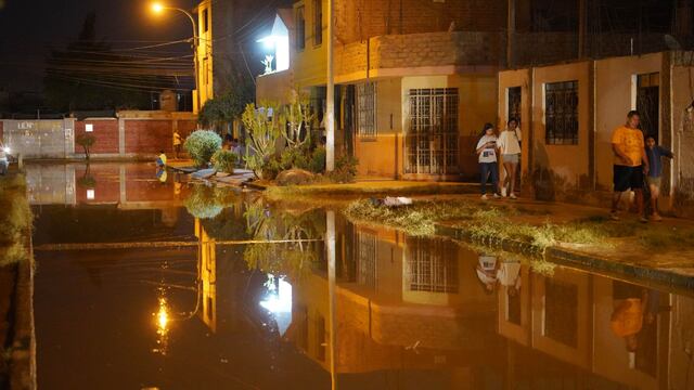 Ica: viviendas inundadas ante crecida del caudal del río por fuertes lluvias