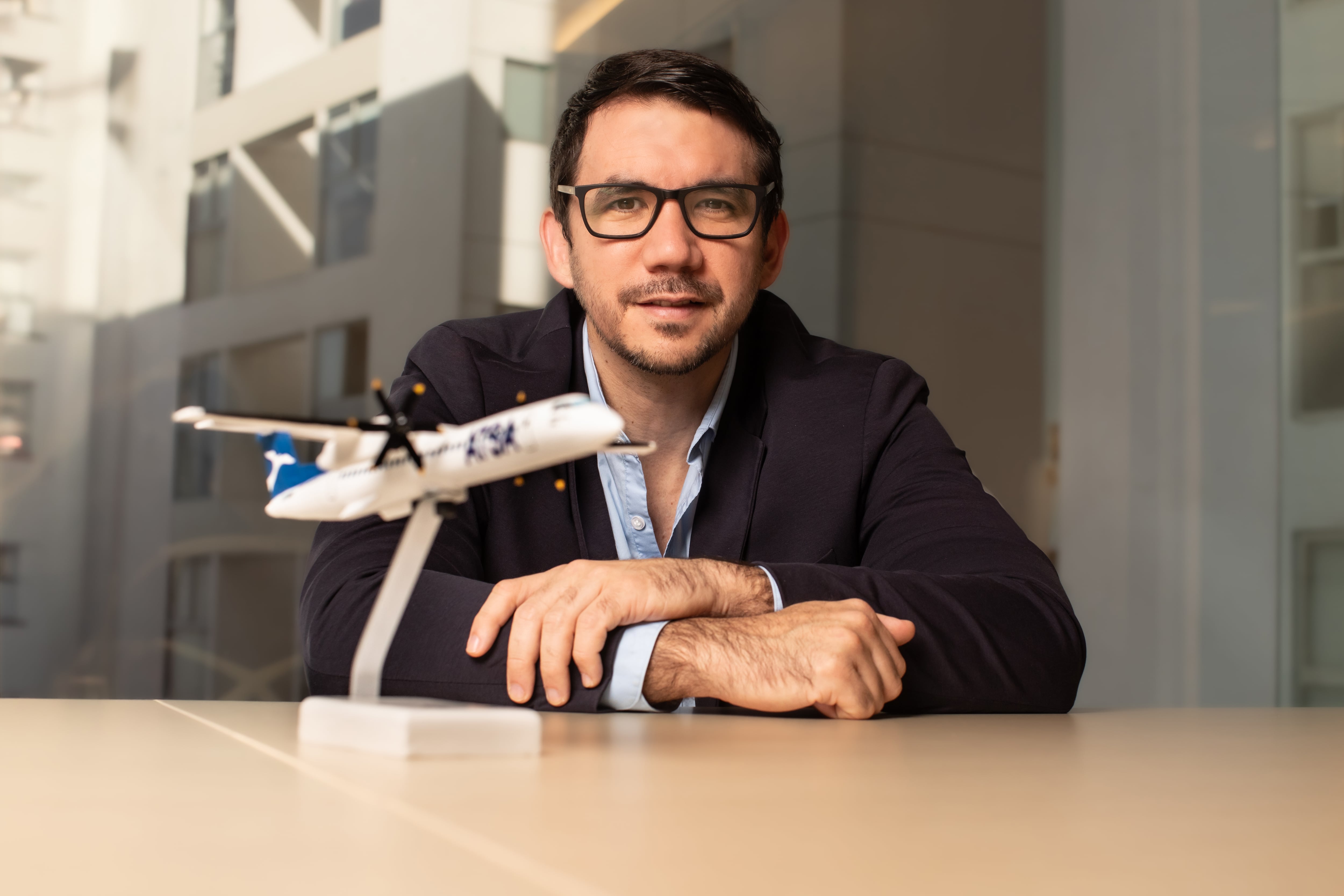 "El tiempo también es dinero". Con esa premisa, Christian Gutiérrez, gerente comercial de ATSA Airlines, resume el valor que hoy buscan las empresas al contratar un vuelo ejecutivo. (Foto: ATSA Airlines)