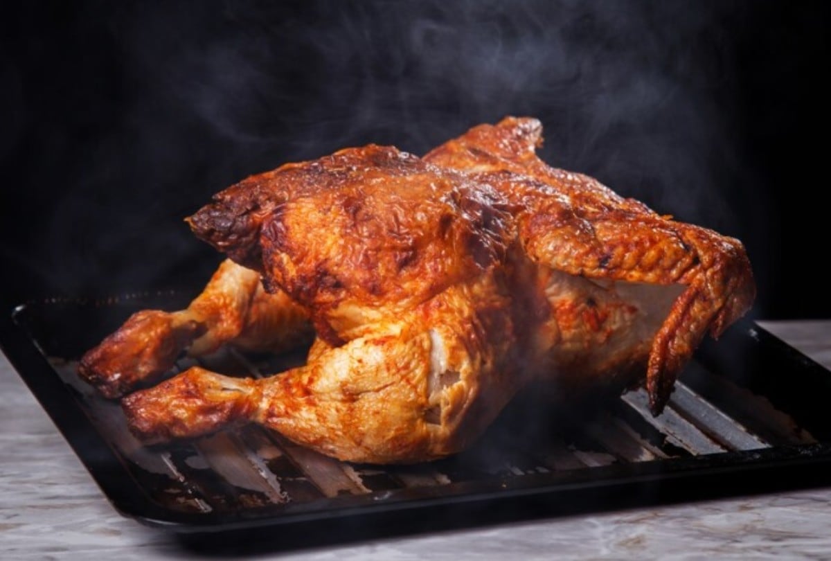 La propuesta bipartidista está en las primeras etapas en el Senado y, de aprobarse, solo agregaría una excepción puntual a las estrictas reglas sobre alimentos calientes en SNAP (Foto referencial: Racool_studio / Freepik)