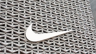 Inversores de Nike rechazan propuestas sobre igualdad salarial y derechos humanos
