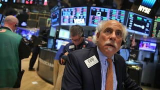Wall Street se recupera poco a poco luego del 'lunes negro'