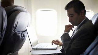 Descartan prohibición de laptops en vuelos que originen en Estados Unidos