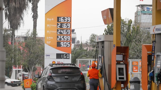 Dónde encontrar gasolina de 90 hasta S/ 23.50 en grifos de Lima