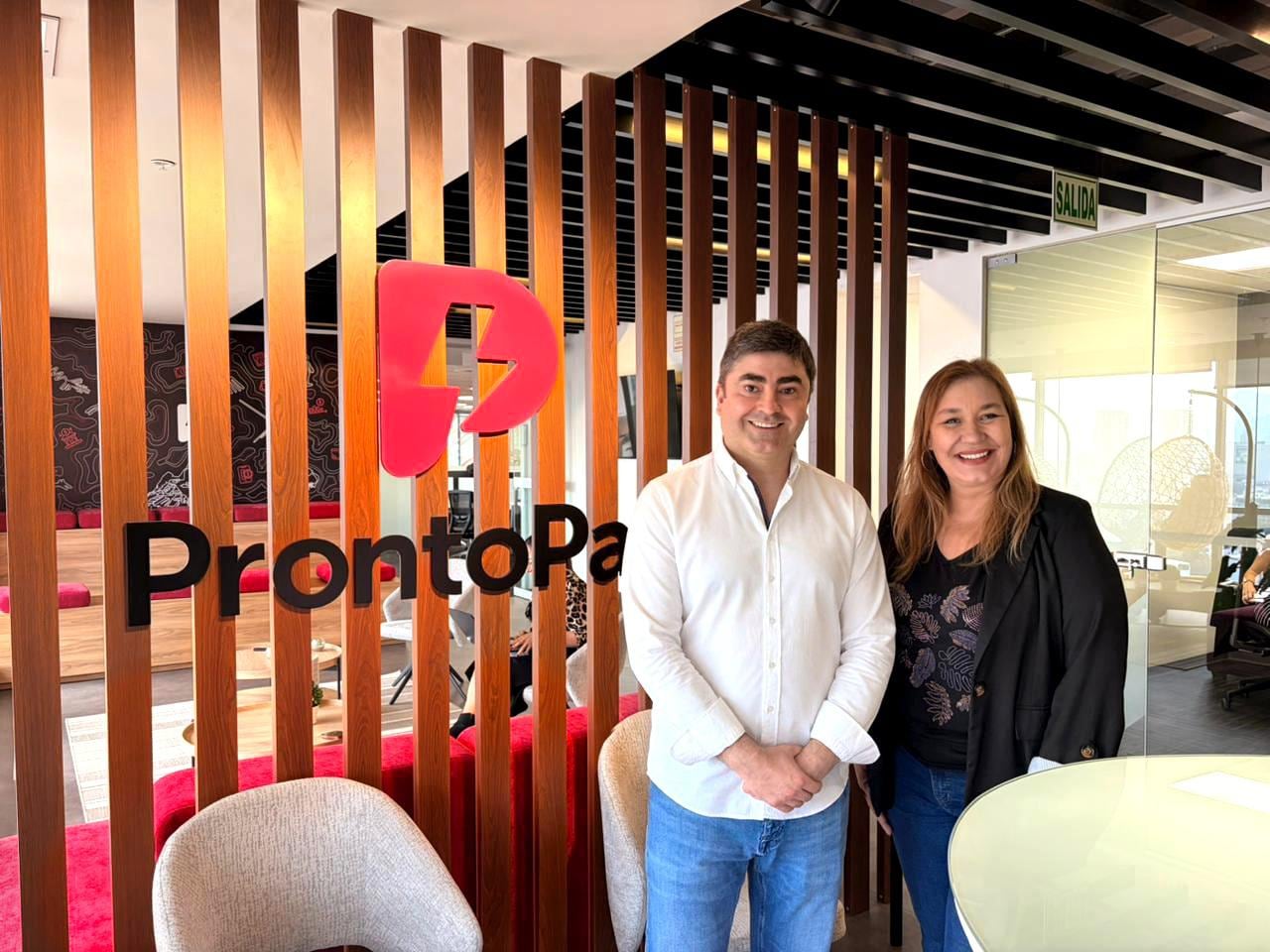 Sebastián Salazar y Micha Calmet de ProntoPaga.