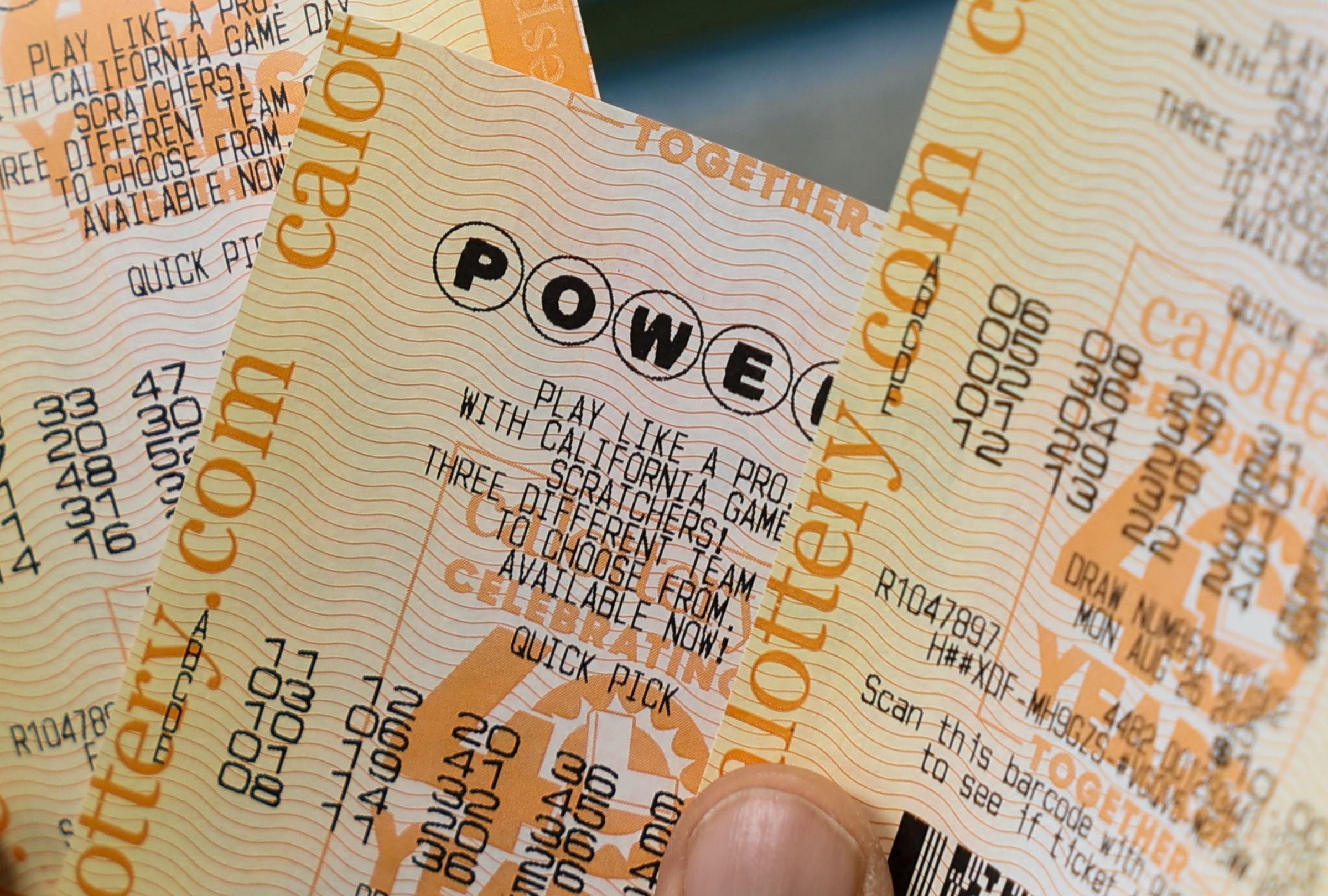 Revisa esta nota para conocer los números ganadores del Powerball en el sorteo del 17/01/2026 y averiguar si el premio mayor ya tiene dueño. (Foto: Patrick T. Fallon / AFP)
