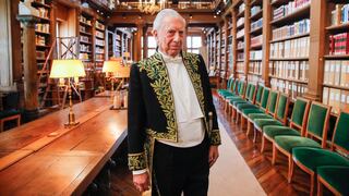 Vargas Llosa critica a Putin y ensalza la democracia al ingresar en Academia Francesa