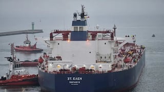 EE.UU. supera su récord de exportaciones de petróleo tras bloqueo del estrecho de Ormuz